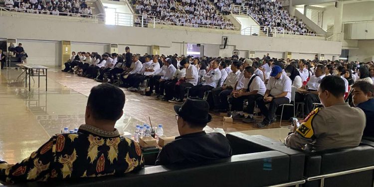 KPU Banten Lantik 233.268 Anggota KPPS, Pelantikan dilakukan Serentak di 8 Kabupaten/Kota di Banten