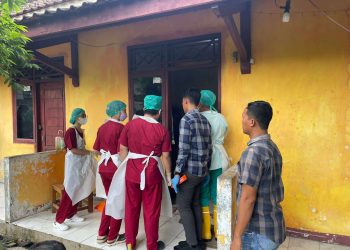 Evakuasi Mayat Pria 60 Tahun di Komplek Bumi Asih: Polresta Serang Ungkap Identitas Korban