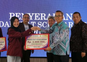 Indah Kiat Galakkan Program Beasiswa Pendidikan Untuk Masyarakat Kabupaten Serang
