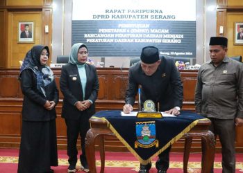 Empat Macam Raperda Ditetapkan Menjadi Perda Pemerintah Kabupaten Serang