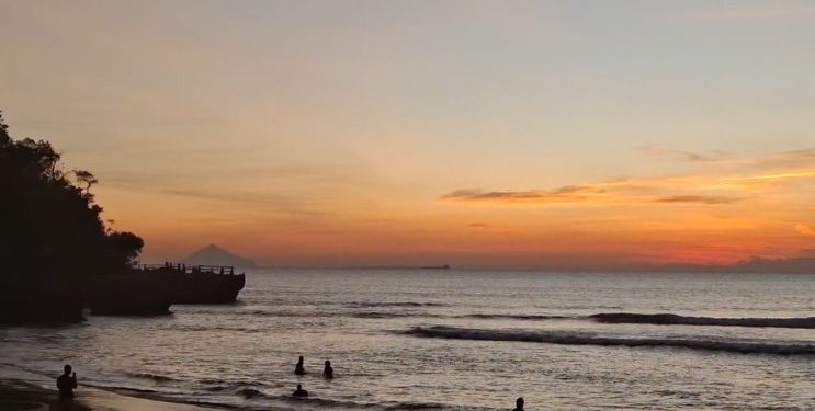 Sensasi Menginap di Hotel Pesona Krakatau Anyer, Dari Sunset yang Menawan Hingga Fasilitas Premium