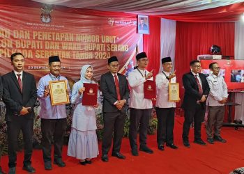 KPU Serang Tegaskan Tidak Ada Rekayasa dalam Pengundian Nomor Urut Pasangan Calon
