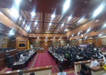 Warga Cibetus Datangi DPRD Serang, Tuntut Pencabutan Izin PT STS dan Pembebasan Warga yang Ditahan