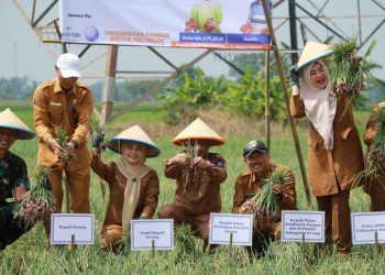 Dorong Swasembada Pangan, Bupati Serang Launching Program “Ratu Tani Bahagia”