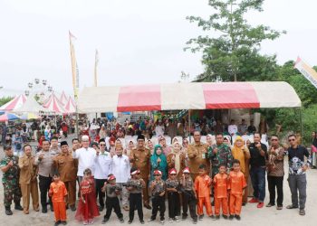 Bupati Serang Ratu Zakiyah Hadiri HUT Desa Sindangheula: Perkokoh Kebersamaan