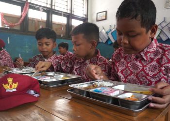 Dapur MBG Resmi Beroperasi, Rantang SUS 304 Jadi Wadah Andalan Sajikan Gizi Seimbang