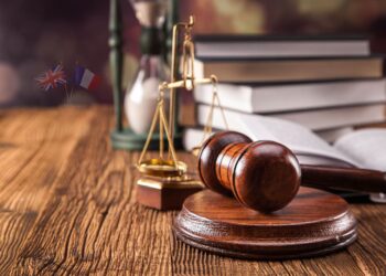 Peran Ilmu Hukum dalam Menjaga Keadilan dan Ketertiban Sosial