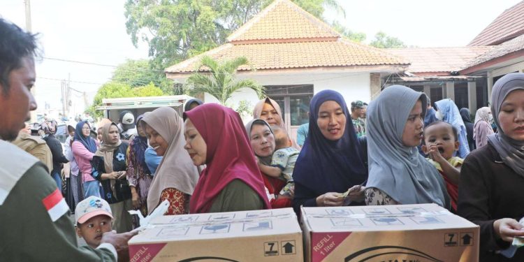 Begitu Dibuka Langsung Diserbu! Operasi Pasar Murah Diskoumperindag Tuai Antusias Warga