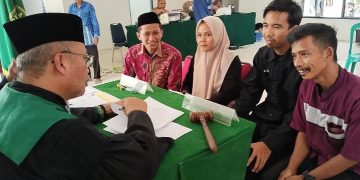 30 Tahun Menikah Tanpa Buku Nikah, Rohmat Terbantu Sidang Isbat di Carenang