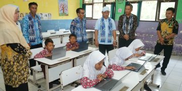 PLN Peduli Hadirkan Program Pendidikan dan Lingkungan di Pulau Panjang