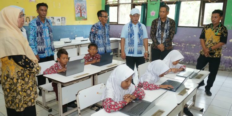 PLN Peduli Hadirkan Program Pendidikan dan Lingkungan di Pulau Panjang