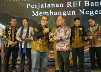 Bupati Serang Raih Penghargaan REI Banten atas Komitmen Wujudkan Hunian Layak